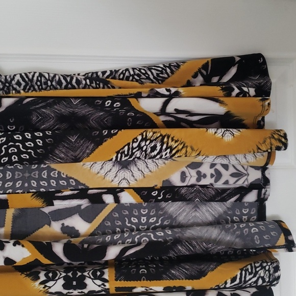 Susan Graver waterfall sleeveless cardigan - Picture 3 of 8